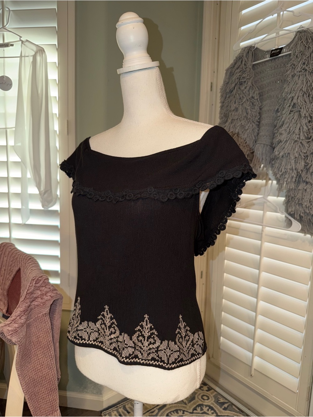 Chloé Black Ribbed Knit Top with Ivory Label
